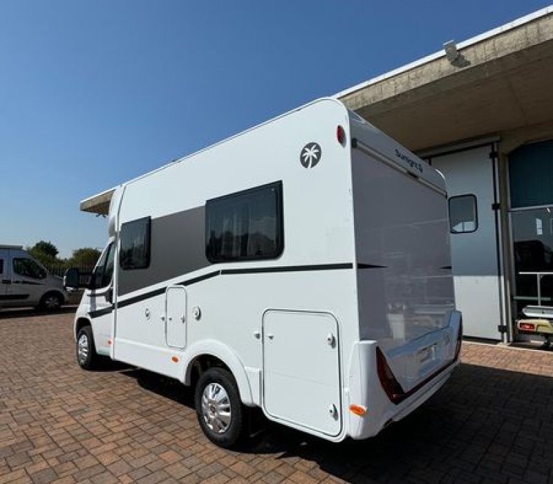 Camper noleggio semintegrale 595 cm_Camper land 3000_brescia (34)