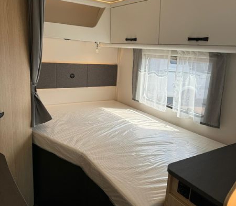 Camper noleggio semintegrale 595 cm_Camper land 3000_brescia (37)