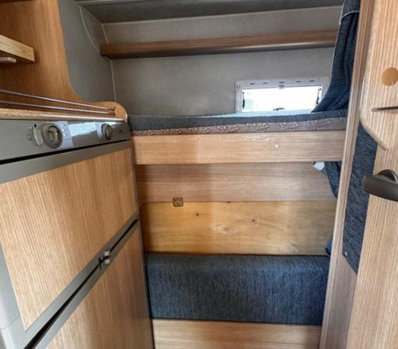 camper-usato-famiglia-mansardato-camper land 3000-brescia-occasione (30)