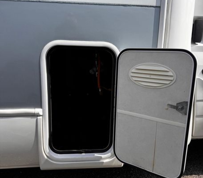 camper-usato-famiglia-mansardato-camper land 3000-brescia-occasione (32)