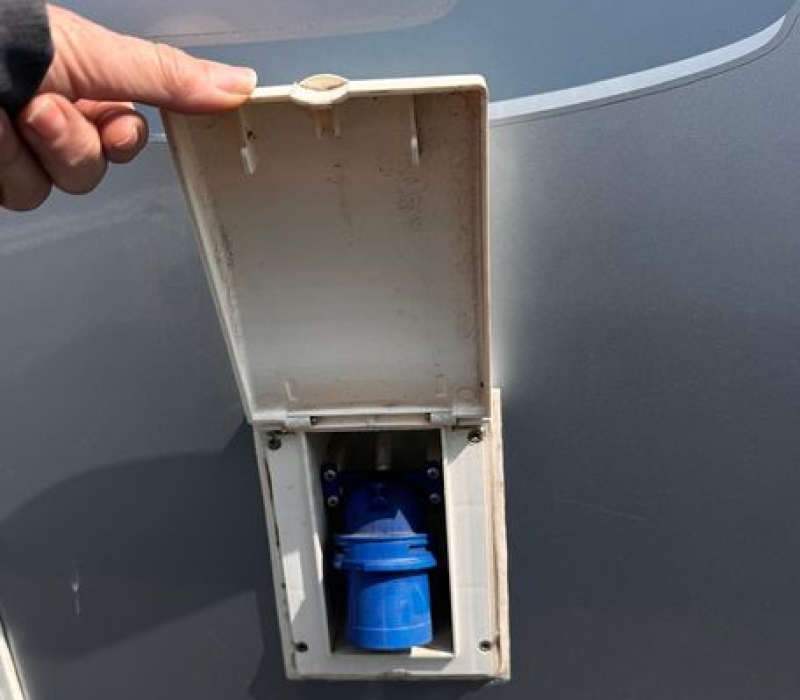 camper-usato-famiglia-mansardato-camper land 3000-brescia-occasione (33)