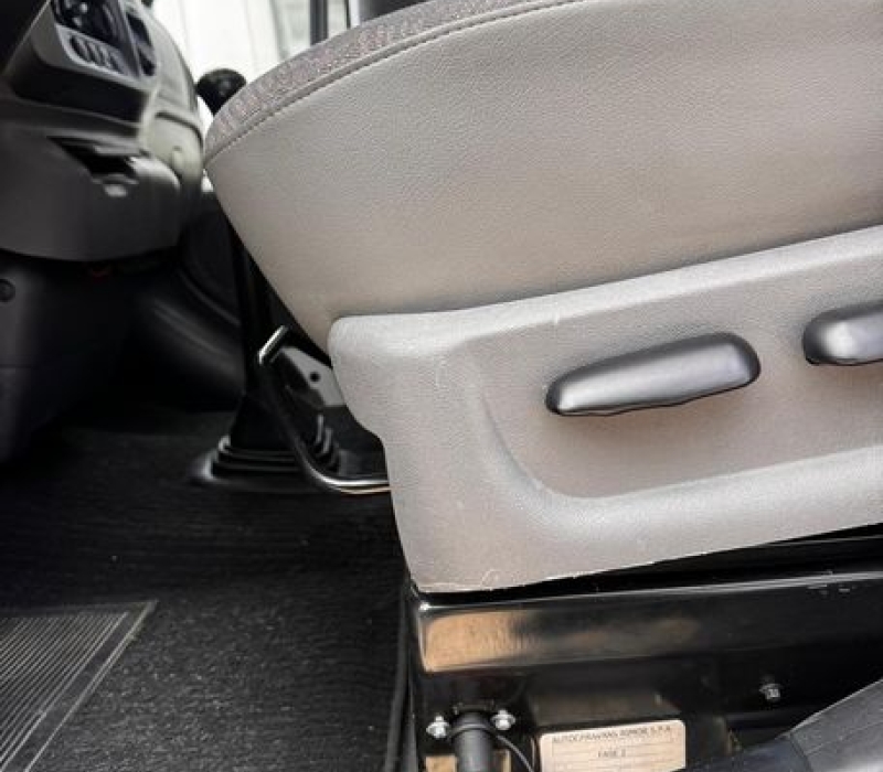 camper-usato-famiglia-mansardato-camper land 3000-brescia-occasione (34)