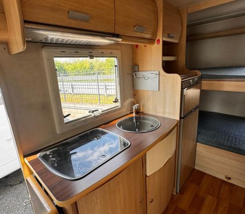 camper-usato-famiglia-mansardato-camper land 3000-brescia-occasione (41)