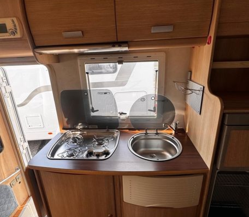 camper-usato-famiglia-mansardato-camper land 3000-brescia-occasione (44)