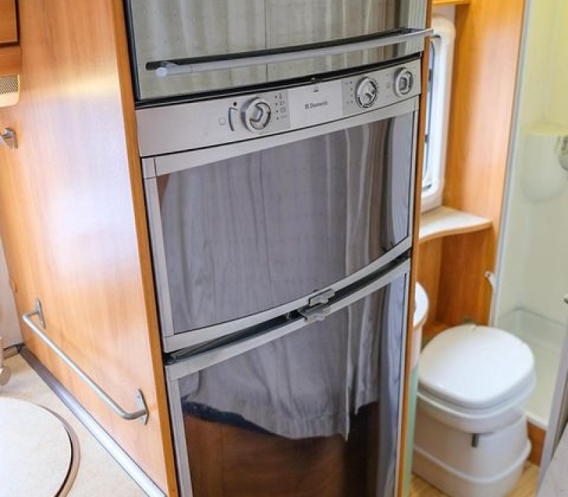 Motorhome Hymer_bSL574_Compatto_Camper land 3000_Brescia (13)