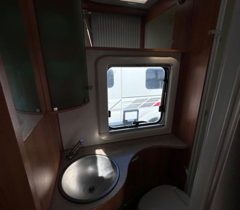 Motorhome Hymer_bSL574_Compatto_Camper land 3000_Brescia (39)