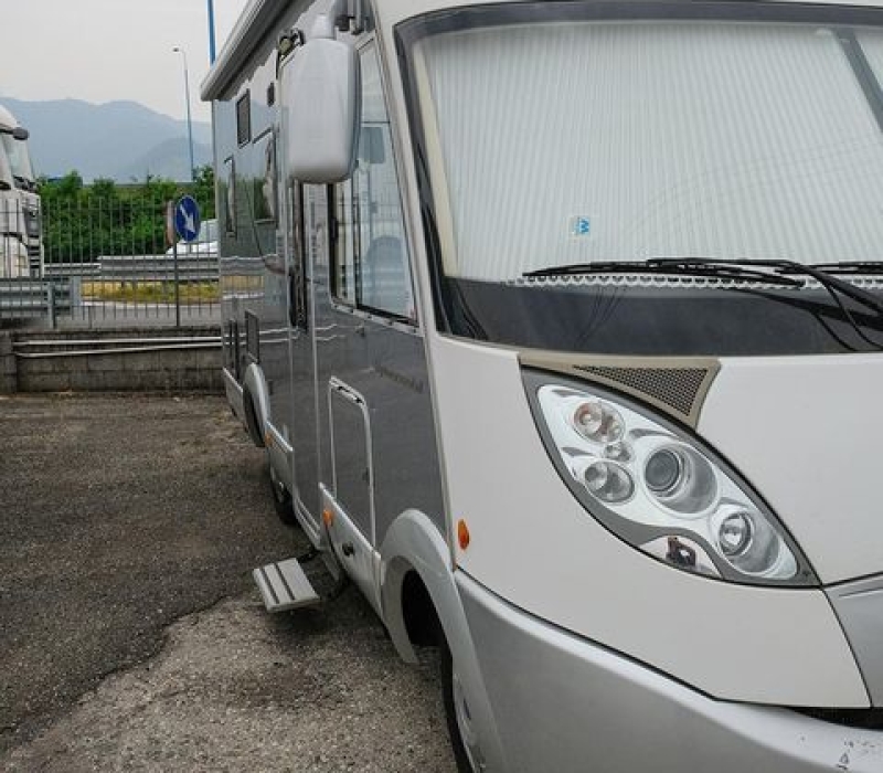 Motorhome Hymer_bSL574_Compatto_Camper land 3000_Brescia (41)