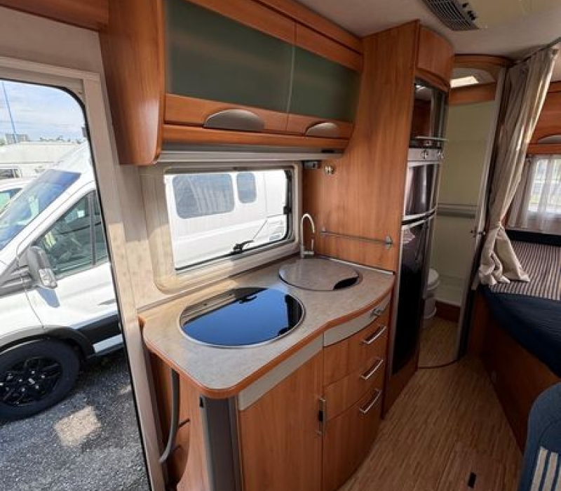 Motorhome Hymer_bSL574_Compatto_Camper land 3000_Brescia (46)