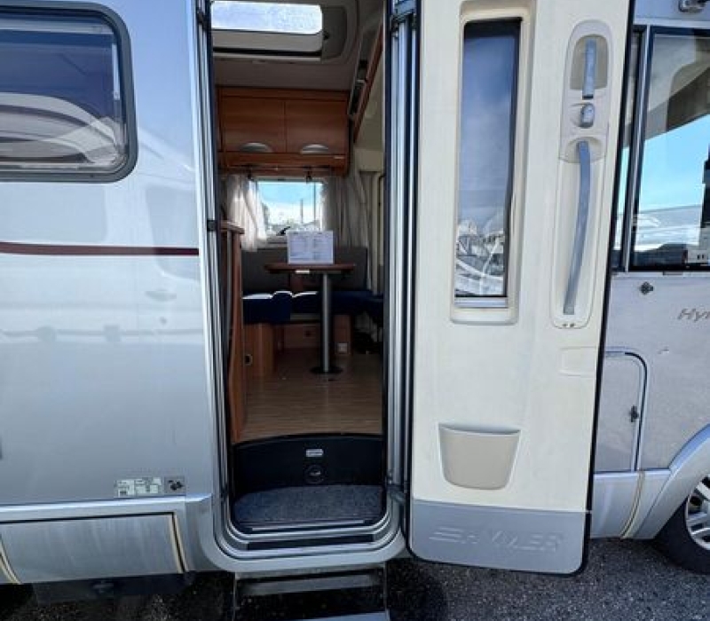 Motorhome Hymer_bSL574_Compatto_Camper land 3000_Brescia (49)