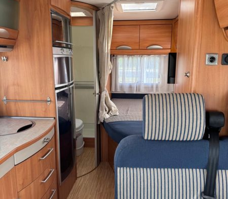 Motorhome Hymer_bSL574_Compatto_Camper land 3000_Brescia (6)