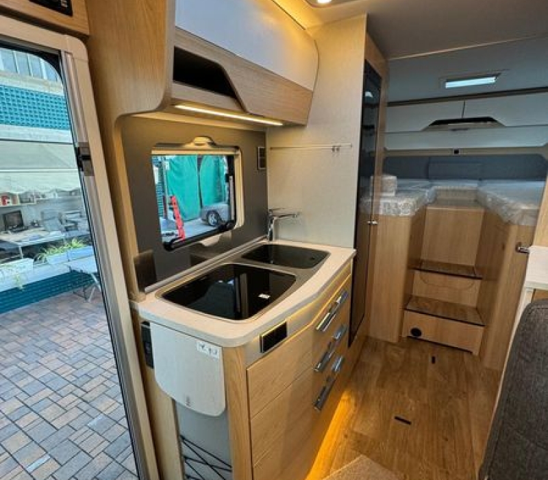 Motorhome Hymer BMC I 580_Mercedes benz_cambio automatico_Camper land 3000_Brescia (11)