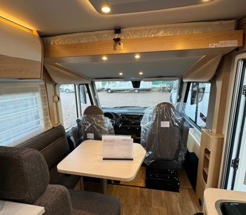 Motorhome Hymer BMC I 580_Mercedes benz_cambio automatico_Camper land 3000_Brescia (12)