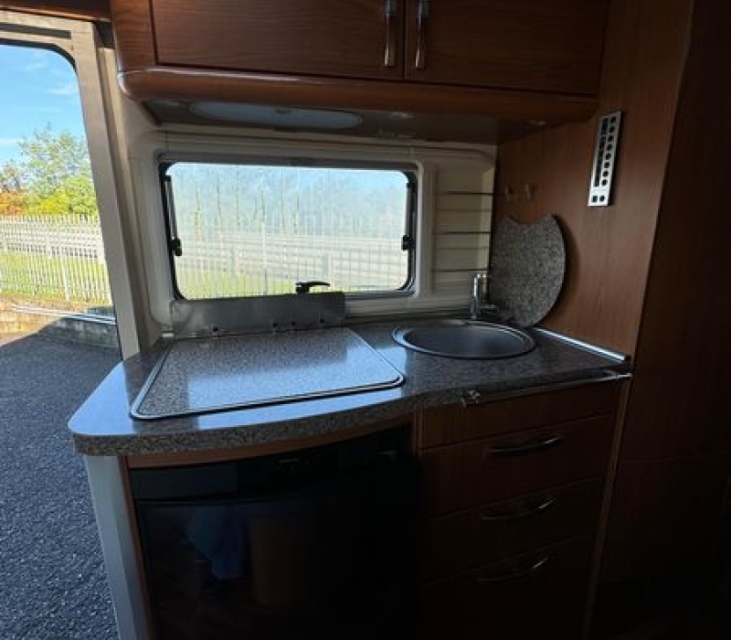 Hymer B514 SL motorhome garage grande (1)