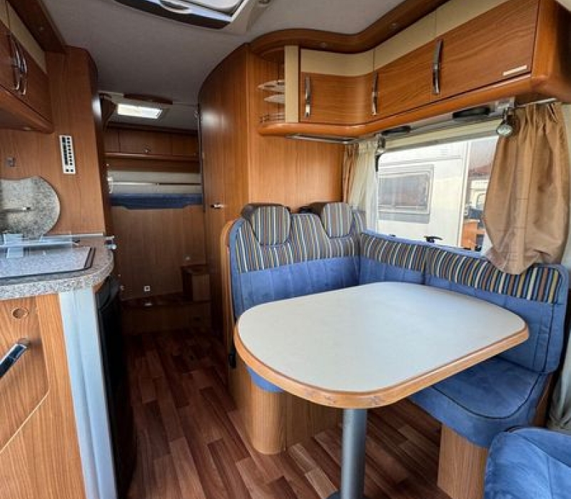 Hymer B514 SL motorhome garage grande (45)