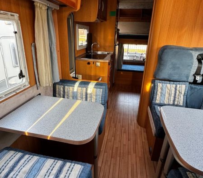 Camper mansardato 7 posti letto_usato_Camper Land 3000_Brescia (39)