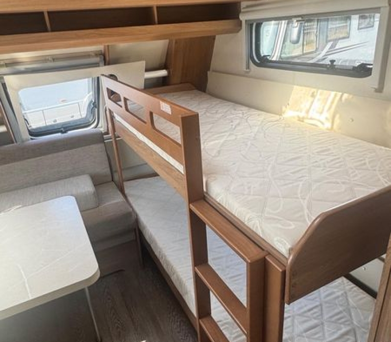 Caravan Hobby usta_Camper land 300_brescia (17)