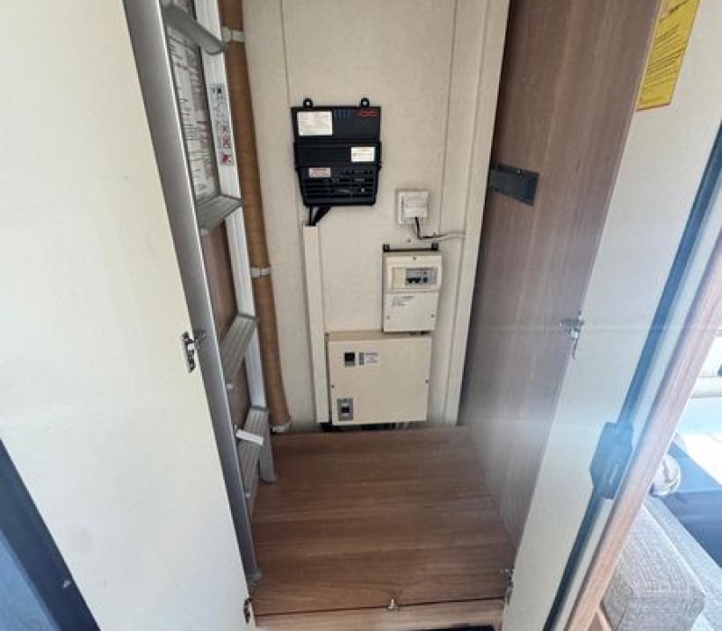 Caravan Hobby usta_Camper land 300_brescia (21)