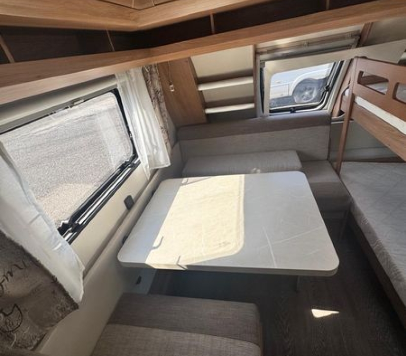 Caravan Hobby usta_Camper land 300_brescia (22)