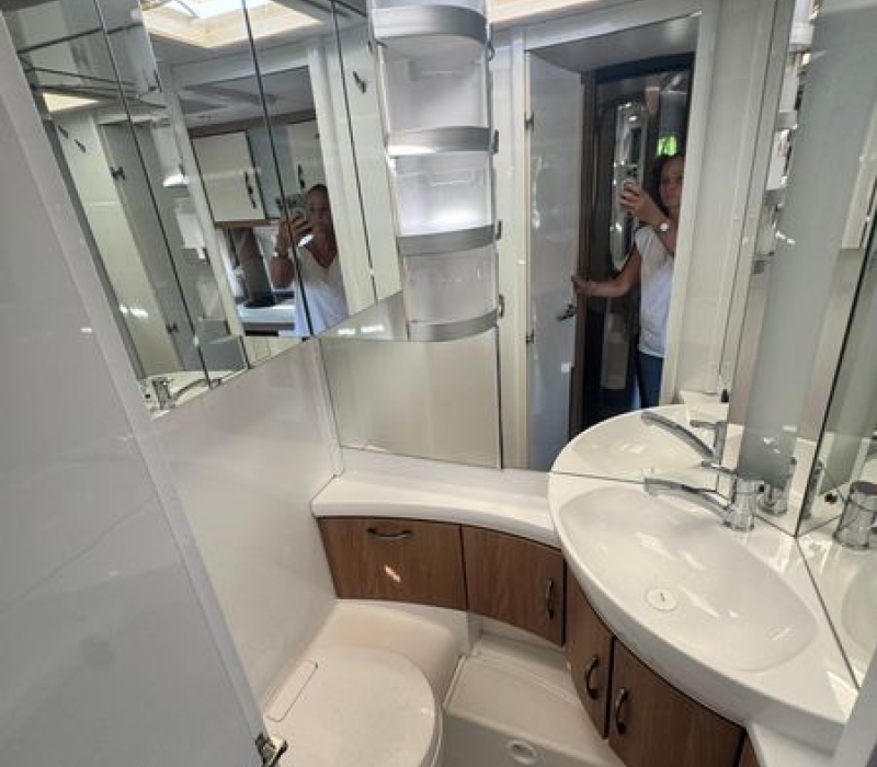 Caravan Hobby usta_Camper land 300_brescia (25)