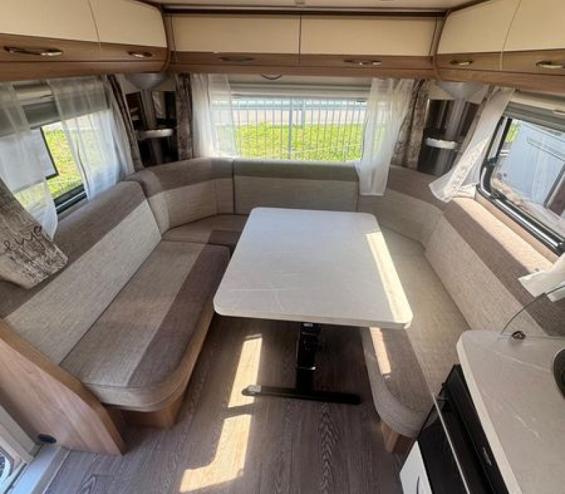 Caravan Hobby usta_Camper land 300_brescia (5)