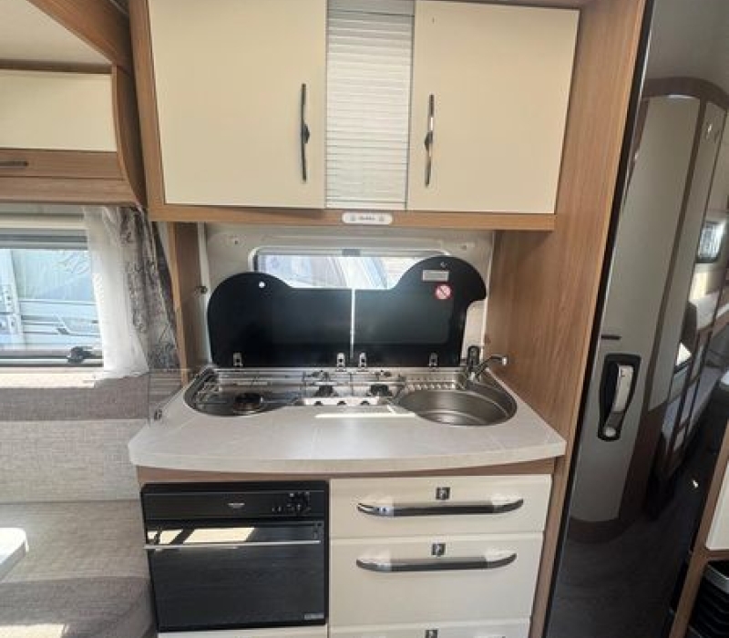 Caravan Hobby usta_Camper land 300_brescia (9)