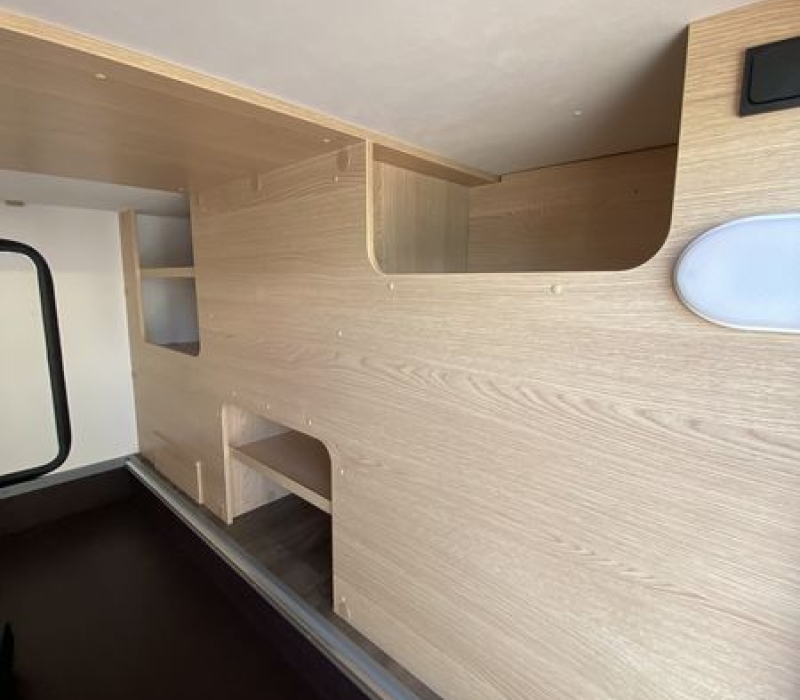 SEmintegrale 699_letti gemelli-garage grande-letto basculante-camper land 3000_brescia (20)