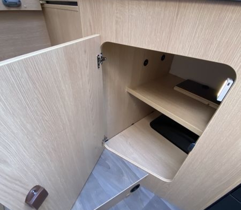 SEmintegrale 699_letti gemelli-garage grande-letto basculante-camper land 3000_brescia (6)