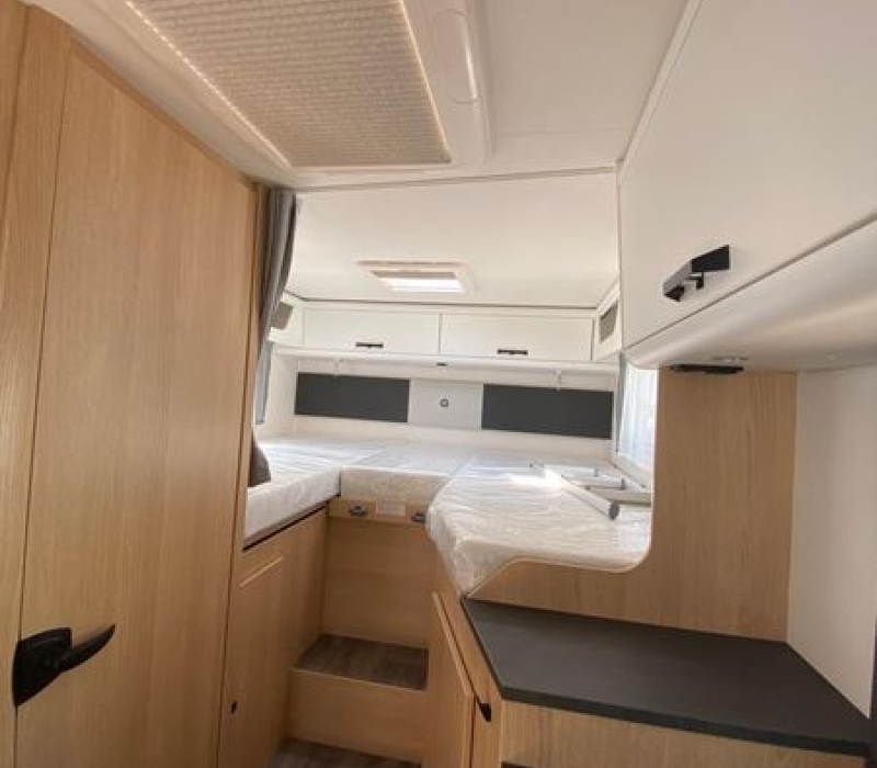 SEmintegrale 699_letti gemelli-garage grande-letto basculante-camper land 3000_brescia (66)