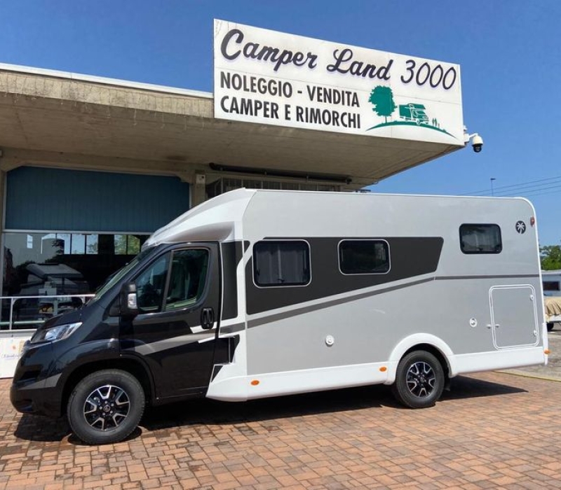 SEmintegrale 699_letti gemelli-garage grande-letto basculante-camper land 3000_brescia (71)