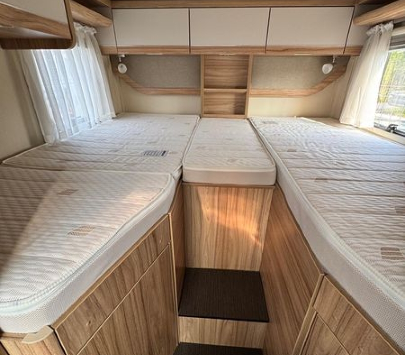 Motorhome Hymer Exsisi i 474-compatto-letti gemelli-usato-Camper land3000 (52)