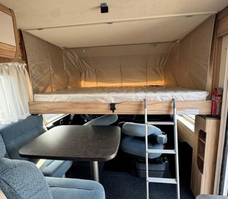 Motorhome Hymer Exsisi i 474-compatto-letti gemelli-usato-Camper land3000 (13)