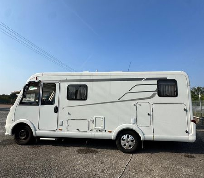Motorhome Hymer Exsisi i 474-compatto-letti gemelli-usato-Camper land3000 (22)