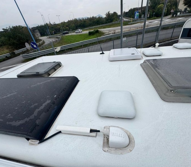 Motorhome Hymer Exsisi i 474-compatto-letti gemelli-usato-Camper land3000 (27)