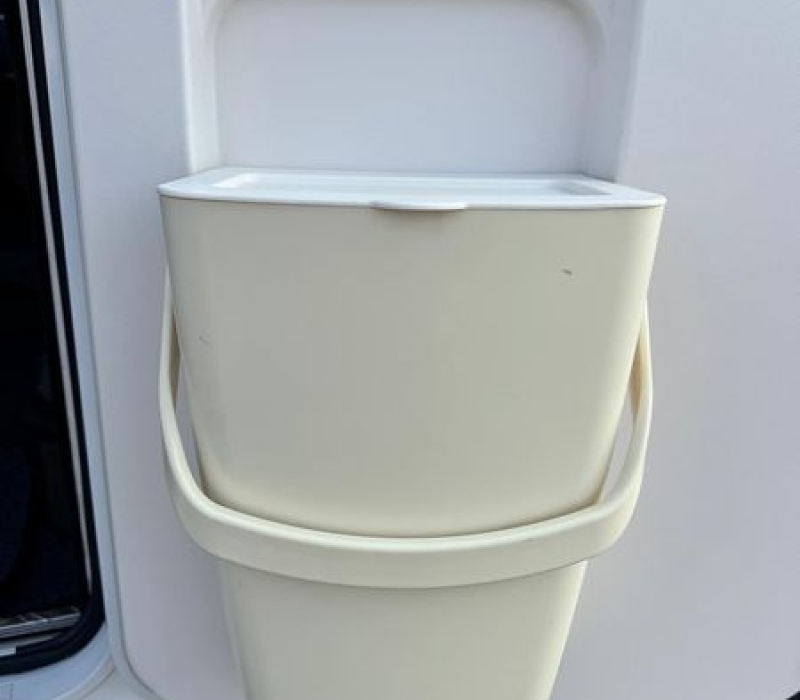 Motorhome Hymer Exsisi i 474-compatto-letti gemelli-usato-Camper land3000 (31)