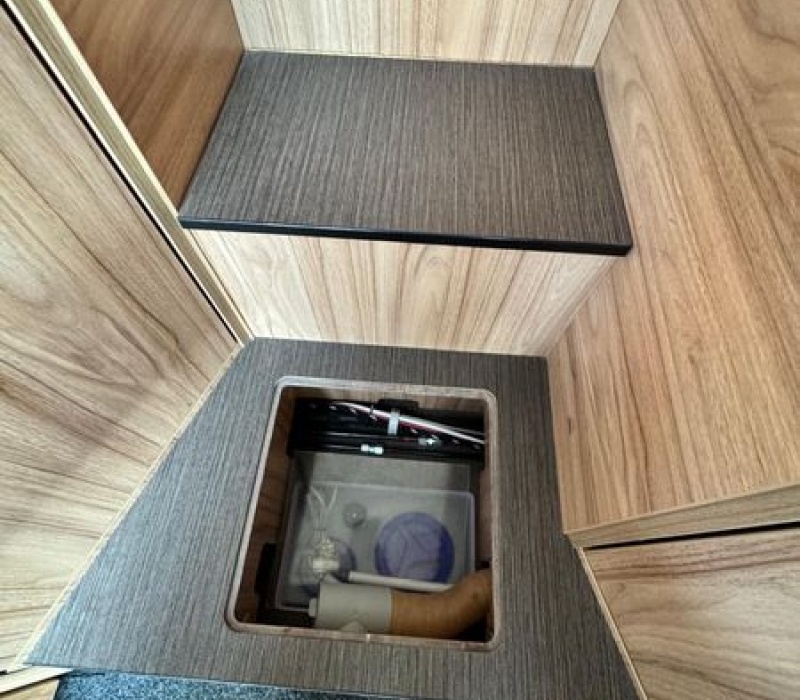 Motorhome Hymer Exsisi i 474-compatto-letti gemelli-usato-Camper land3000 (64)