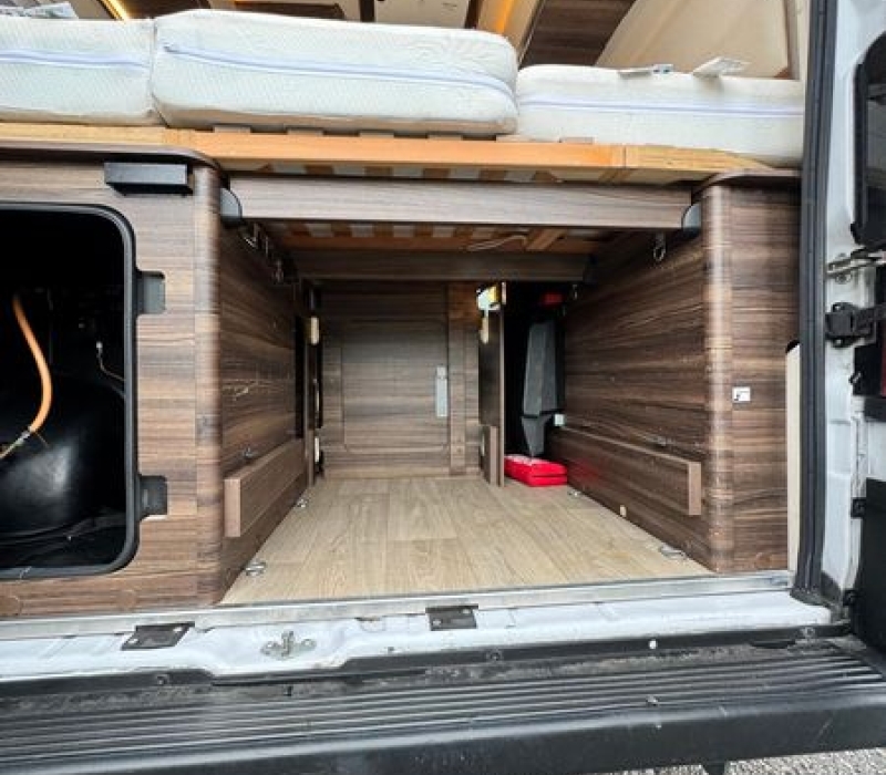 Camper furgonato _Laika 540_ ECOVIP _usato Camper land 3000_Brescia (27)