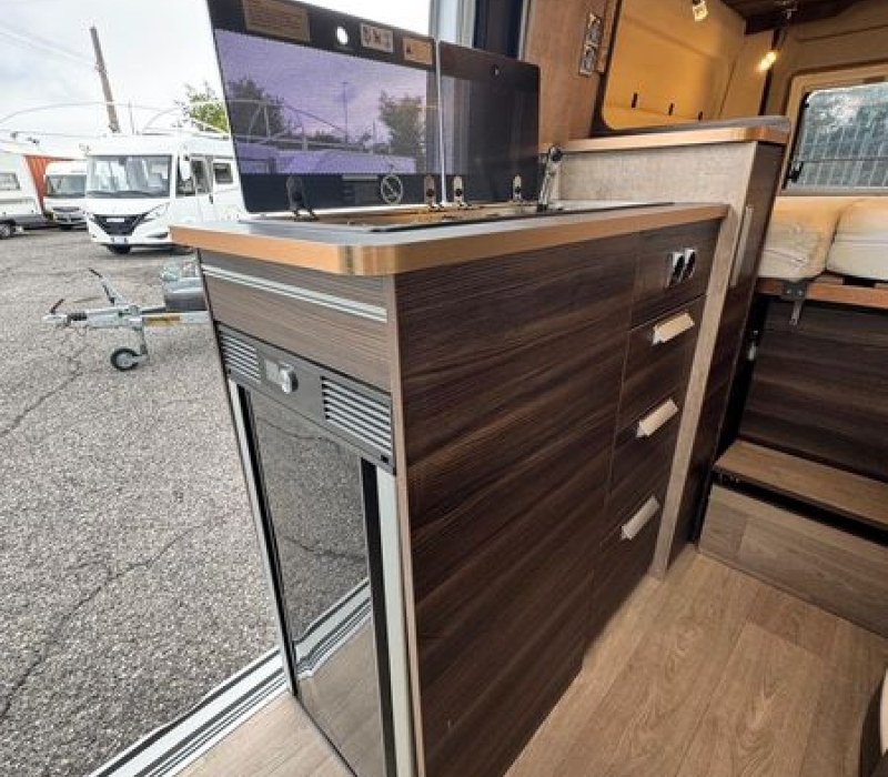 Camper furgonato _Laika 540_ ECOVIP _usato Camper land 3000_Brescia (35)