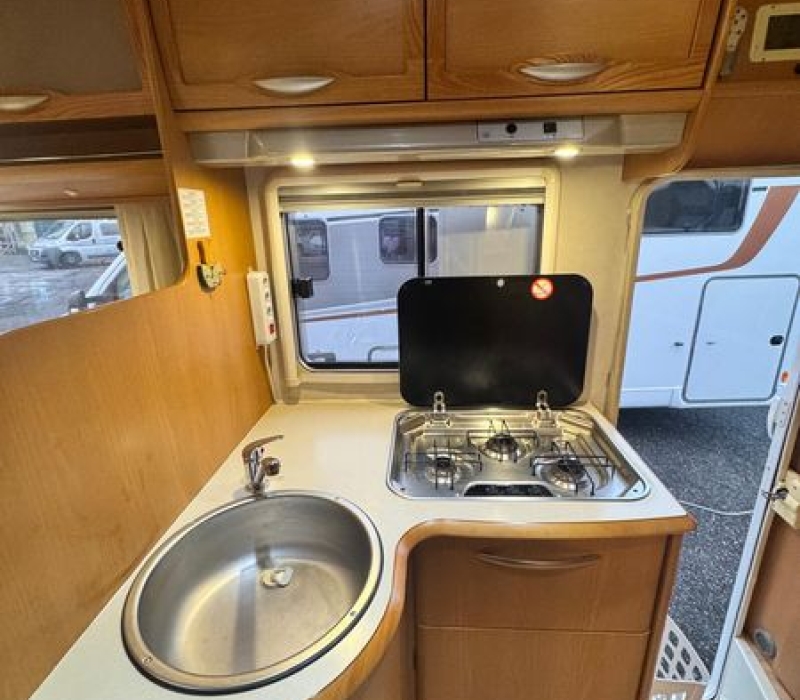 Miglior camper mansardato-usato Camper Land 3000_Brescia (28)