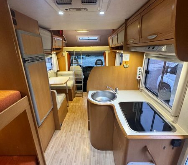 Miglior camper mansardato-usato Camper Land 3000_Brescia (43)