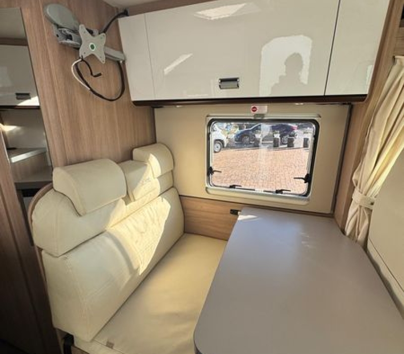 Camper semintegrale_compatto_letti gemelli_usato_migliore offerta_Camper land 3000_Brescia_ Cremona_Mantova_Milano_Crema_garda lake (16)