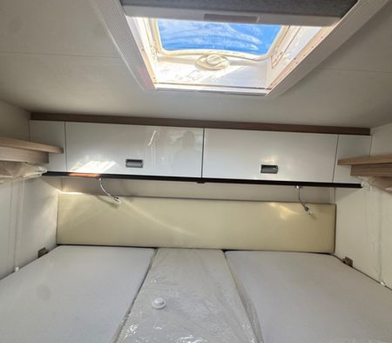 Camper semintegrale_compatto_letti gemelli_usato_migliore offerta_Camper land 3000_Brescia_ Cremona_Mantova_Milano_Crema_garda lake (54)