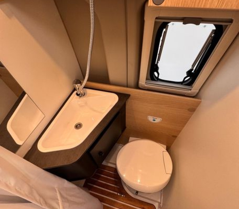 Camper furgonato usato laika Ecovip 540 concessionaria Brescia Camper Land 3000 (9)