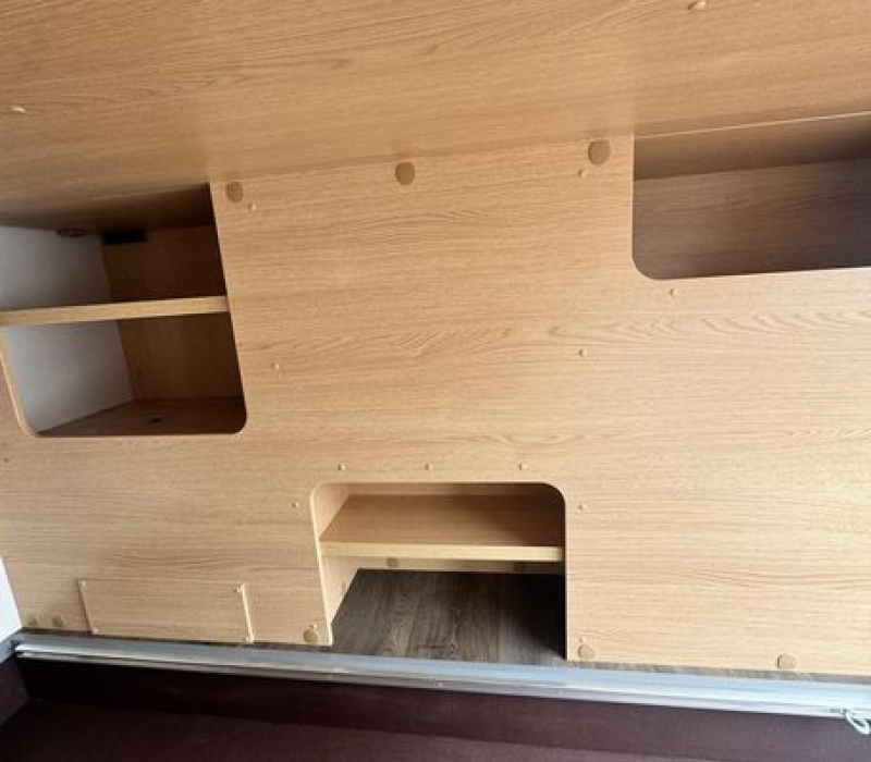 Camper semintegrale 5 posti con letto basculante Brescia concessionario ufficiale Camper land 3000 (32)