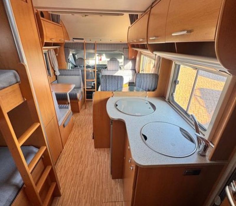 camper-mansardato-hymer-camp 682cl-2007-Brescia-camperland3000 (3)