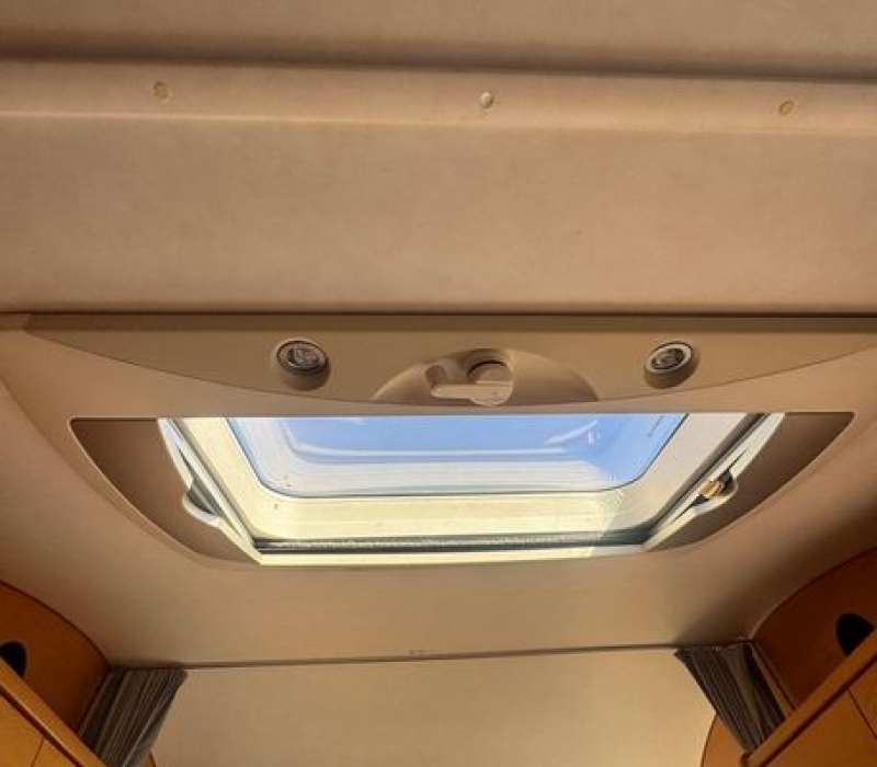 camper-mansardato-hymer-camp 682cl-2007-Brescia-camperland3000 (35)