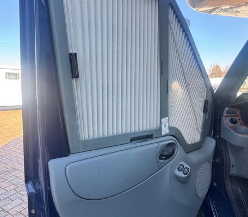 camper-mansardato-hymer-camp 682cl-2007-Brescia-camperland3000 (64)