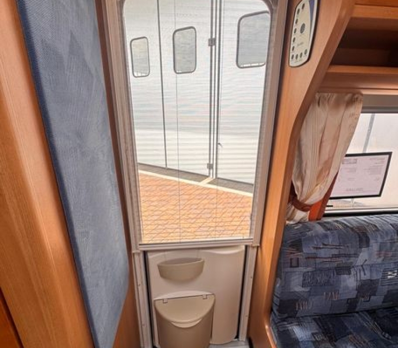 caravan-roulotte-usata-hobby-brescia-camperland3000-via serenissima-buffalora (35)