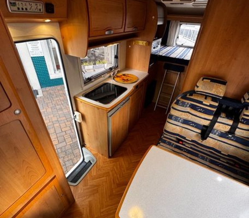 camper-mansardato.usato-mc louis-adatto-famiglia-prima esperienza-brescia- camper land 3000 (13)