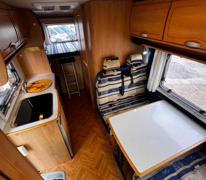 camper-mansardato.usato-mc louis-adatto-famiglia-prima esperienza-brescia- camper land 3000 (14)
