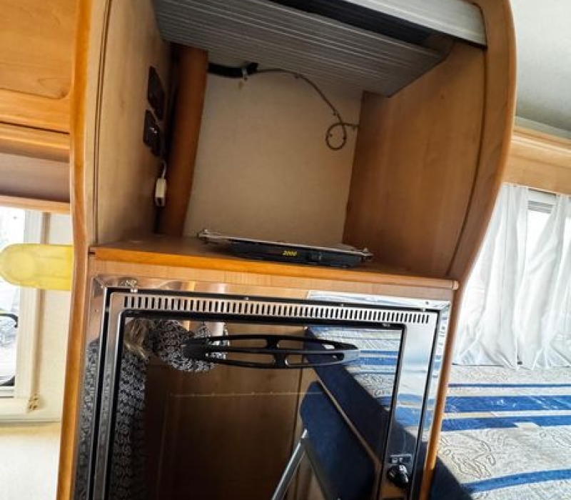 camper-mansardato.usato-mc louis-adatto-famiglia-prima esperienza-brescia- camper land 3000 (24)